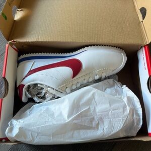 BRAND NEW Nike CORTEZ White and Red Classic Sneakers
